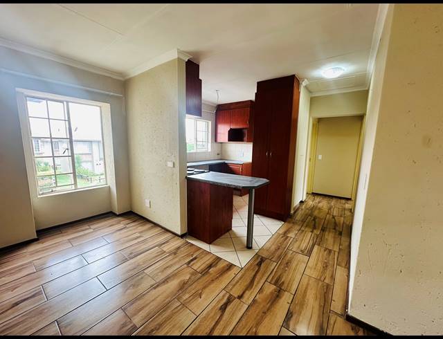 2 BEDROOM APARTMENT FOR SALE IN BRENTWOOD PARK